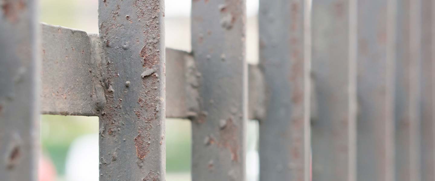 Cómo quitar manchas de óxido de una superficie