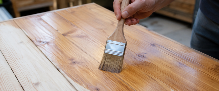 Cómo sellar y proteger la madera: guía paso a paso