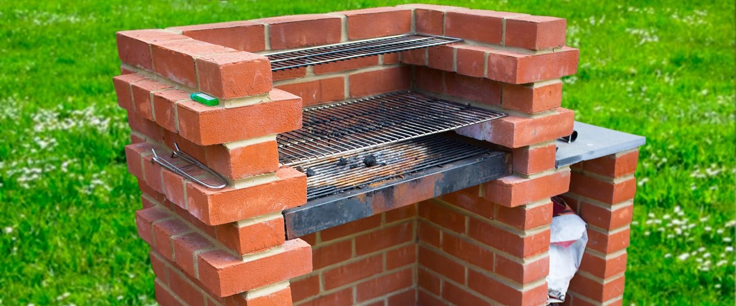 Reparación de barbacoa con mortero refractario