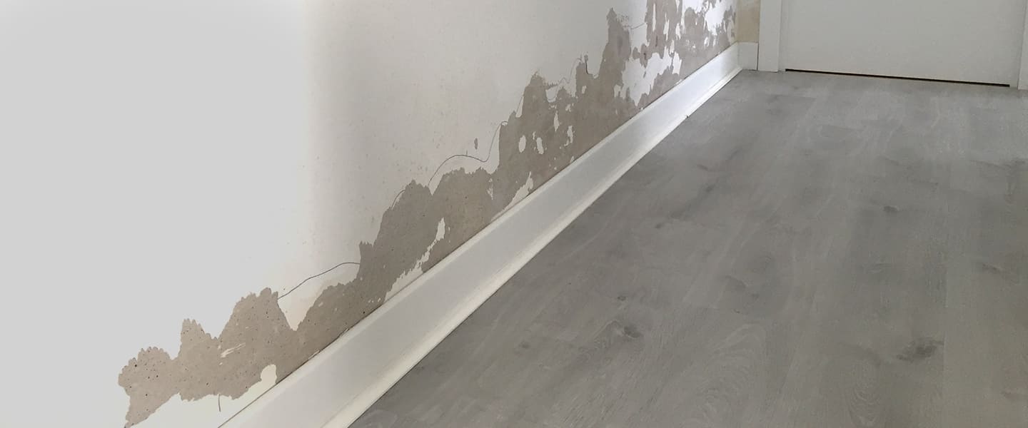 Reparación de una humedad capilar en un bajo, un caso práctico