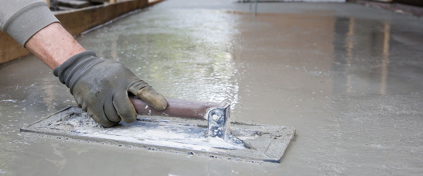 Construye una pequeña peana para colocar una piscina desmontable